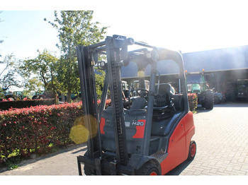 Forklift Linde H20D: picture 5 Forklift Linde H20D: picture 5