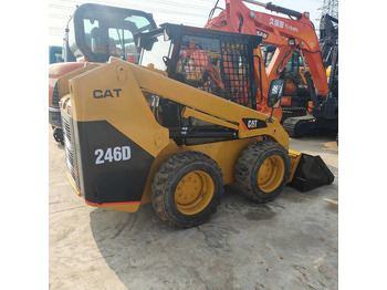 Skid steer loader CATERPILLAR 226B