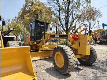 Grader CATERPILLAR 140H