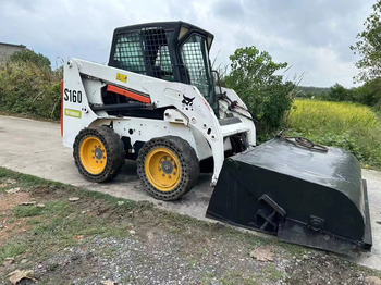 Skid steer loader BOBCAT S160