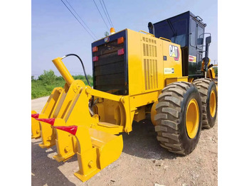 Grader CATERPILLAR 140K