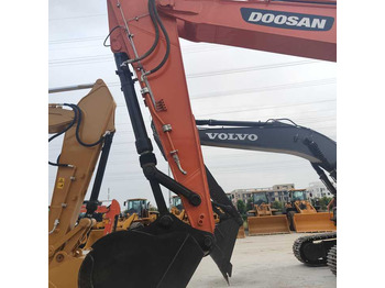 Crawler excavator Used Digger DOOSAN DX300 Construction Machinery Construction Digger Used DOOSAN DX300 Cheap Excavator: picture 5 Crawler excavator Used Digger DOOSAN DX300 Construction Machinery Construction Digger Used DOOSAN DX300 Cheap Excavator: picture 5