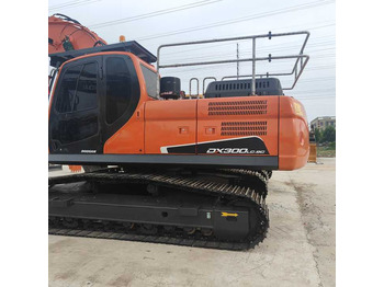 Crawler excavator Used Digger DOOSAN DX300 Construction Machinery Construction Digger Used DOOSAN DX300 Cheap Excavator: picture 2 Crawler excavator Used Digger DOOSAN DX300 Construction Machinery Construction Digger Used DOOSAN DX300 Cheap Excavator: picture 2