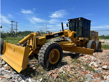 Grader CATERPILLAR 140H