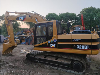 Crawler excavator CATERPILLAR 320B