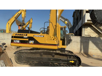 Crawler excavator CATERPILLAR 325B