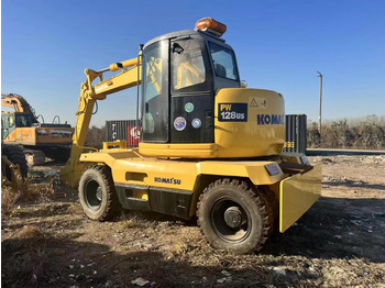 Wheel excavator KOMATSU PC128