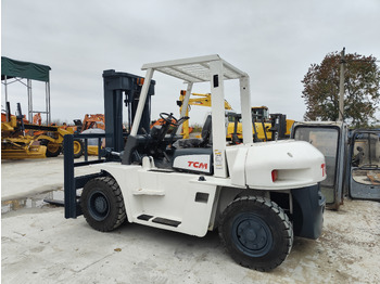 Diesel forklift TCM
