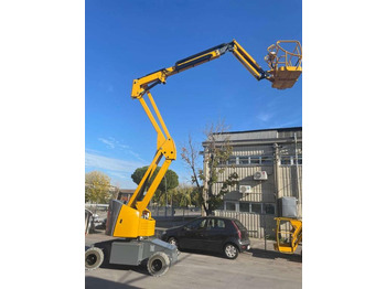 Articulated boom lift HAULOTTE