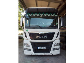 Tractor unit MAN TGX 18.440