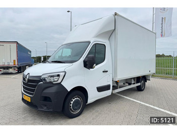 Closed box van RENAULT Master 2.3