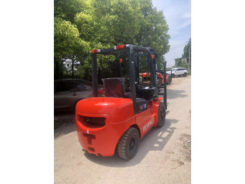 Diesel forklift HELI