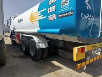 Tanker truck SINOTRUK HOWO