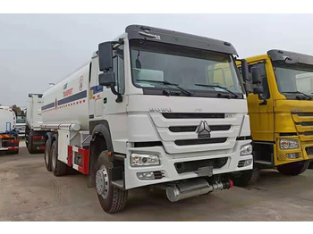 Tanker truck SINOTRUK HOWO
