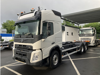 Cab chassis truck VOLVO FMX 540