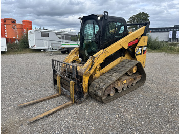 Compact track loader CATERPILLAR