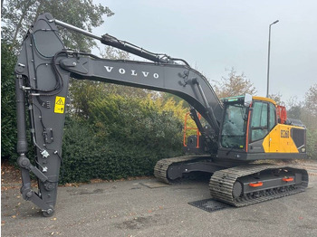 New Crawler excavator Volvo EC 250 EL: picture 3