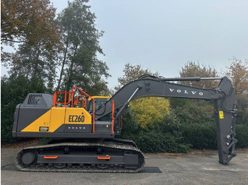 New Crawler excavator Volvo EC 250 EL: picture 5