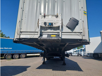 Curtainsider semi-trailer Krone SD: picture 3 Curtainsider semi-trailer Krone SD: picture 3
