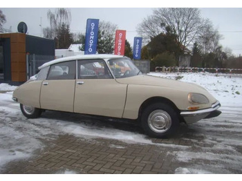 Saloon car Citroën DS: picture 5