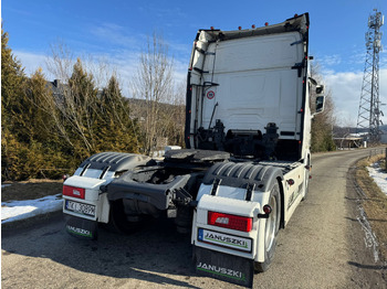 Tractor unit SCANIA R520 V8: picture 5