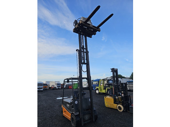 Electric forklift STILL R60