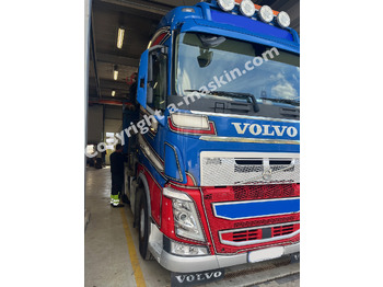 Dropside/ Flatbed truck VOLVO FH 540