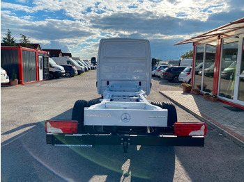 New Closed box van Mercedes-Benz Sprinter 519 Koffer: picture 4