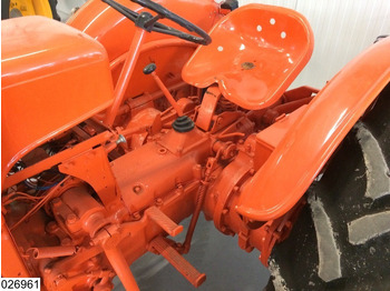 Farm tractor Fiat R25 2WD: picture 5