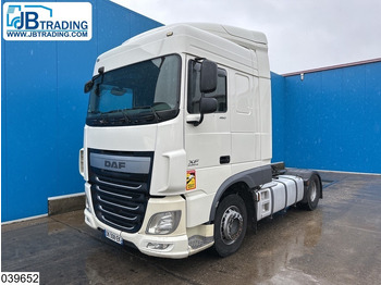 Tractor unit DAF XF 460