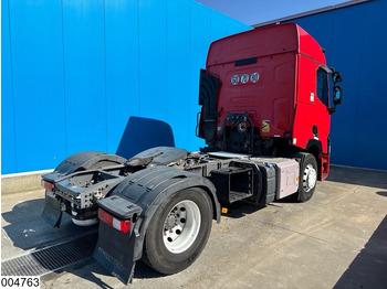 Interior photo 1: Tractor unit Renault T 440 EURO 6, ADR, PTO
