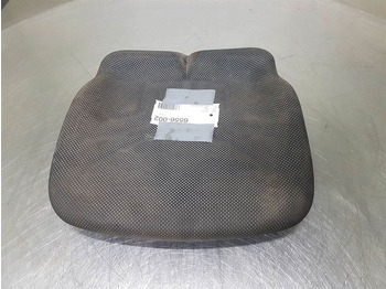 Cab and interior AHLMANN