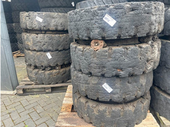 Wheels and tires LIEBHERR