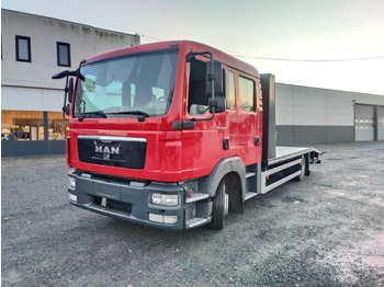 Car transporter truck MAN TGL 8.220