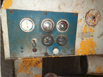 Engine and parts Deutz F2L912: picture 5