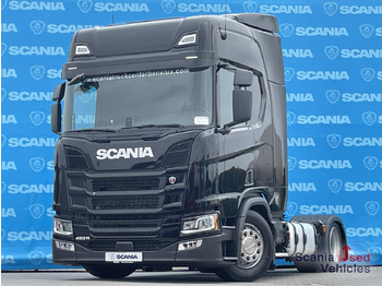 Tractor unit SCANIA R 460