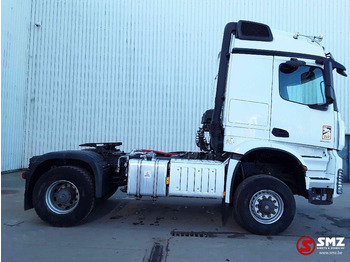 Tractor unit Mercedes-Benz Arocs 2051 4x4 Retarder NO hydrodrive!!: picture 4 Tractor unit Mercedes-Benz Arocs 2051 4x4 Retarder NO hydrodrive!!: picture 4