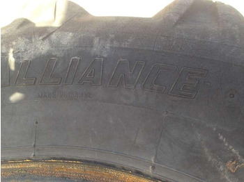 Leasing of  PNEUS 16,9 /14 -28 PNEUS 16,9 /14 -28: picture 3