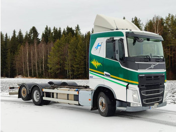 Cab chassis truck Volvo FH 13: picture 2 Cab chassis truck Volvo FH 13: picture 2