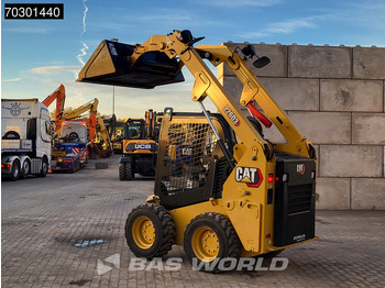 Skid steer loader Caterpillar 226 D3: picture 3