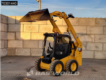 Skid steer loader Caterpillar 226 D3: picture 2