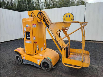 Vertical mast lift HAULOTTE