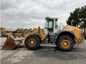 Wheel loader Liebherr L554: picture 4 Wheel loader Liebherr L554: picture 4