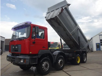 Tipper MAN
