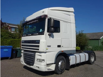 Tractor unit DAF XF 105 460