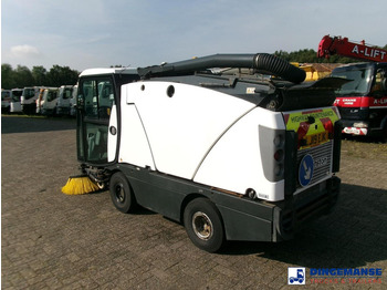 Road sweeper Johnston C202 compact street sweeper: picture 4