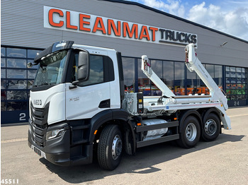 Skip loader truck IVECO X-WAY