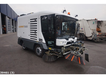 Road sweeper Ravo 540 STH met 3-de borstel: picture 4
