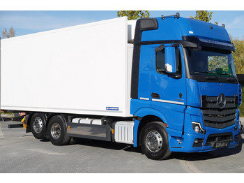 Refrigerated truck MERCEDES-BENZ Actros 2548 E6 / GIGA / Cab Lounge chair / Lamberet Refrigerator / Carrier Supra 950: picture 2