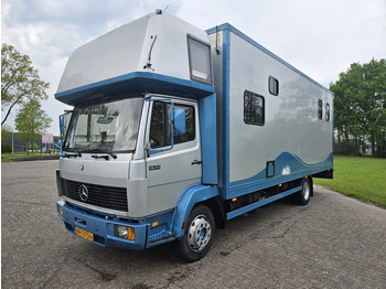 Box truck MERCEDES-BENZ